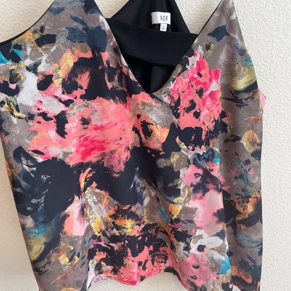 Floral Tank Top - Picture 3 of 4